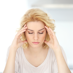 Tipos de dor de cabeça além da cefaleia menstrual